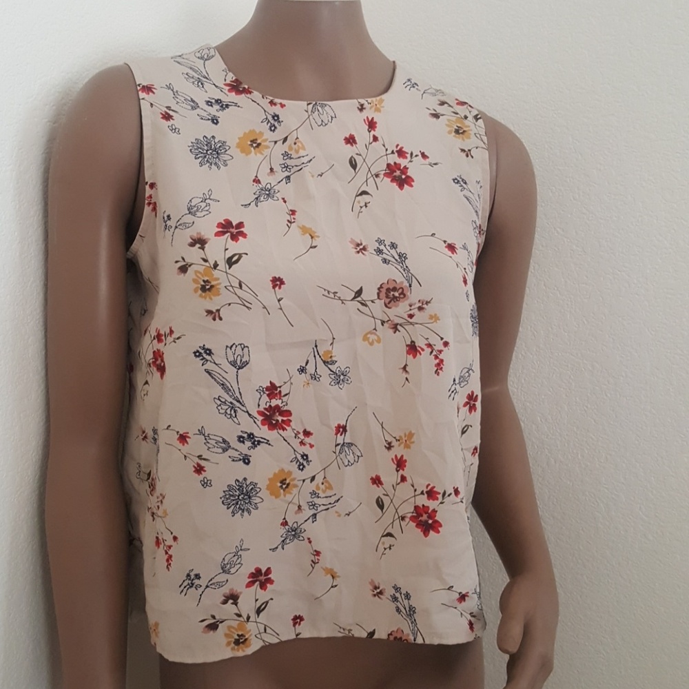 Notations Cream Floral Sleeveless Tank Top with Red Yellow Blue Flowers